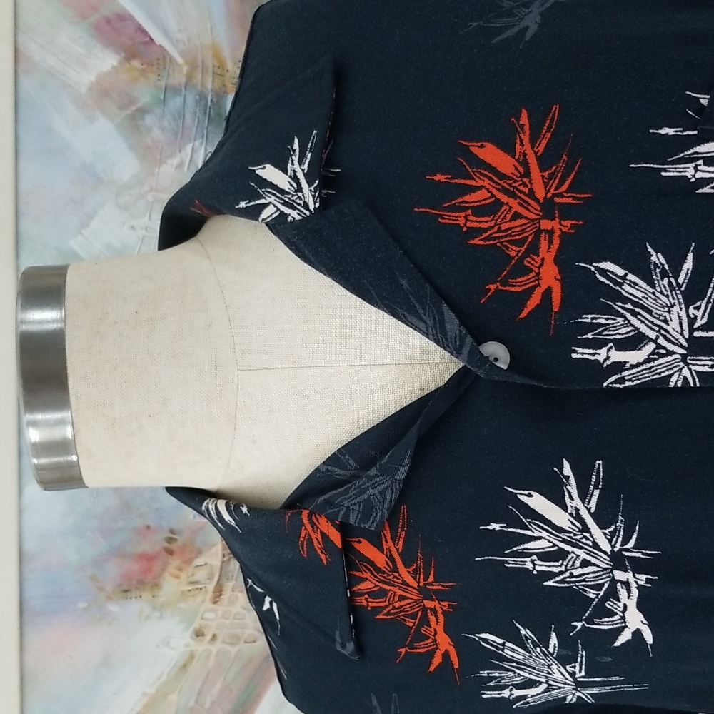 Guess Jean Short Sleeve Button Down Print Shirt - Picture 9 of 12